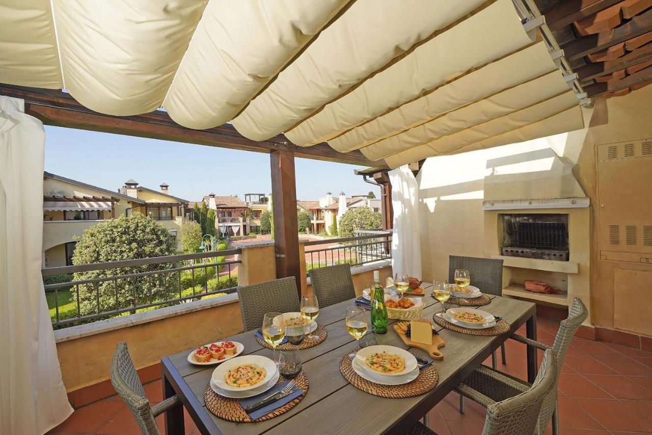 Ferienwohnung La Rocca 2-11 By Wonderful Italy Manerba del Garda Exterior foto