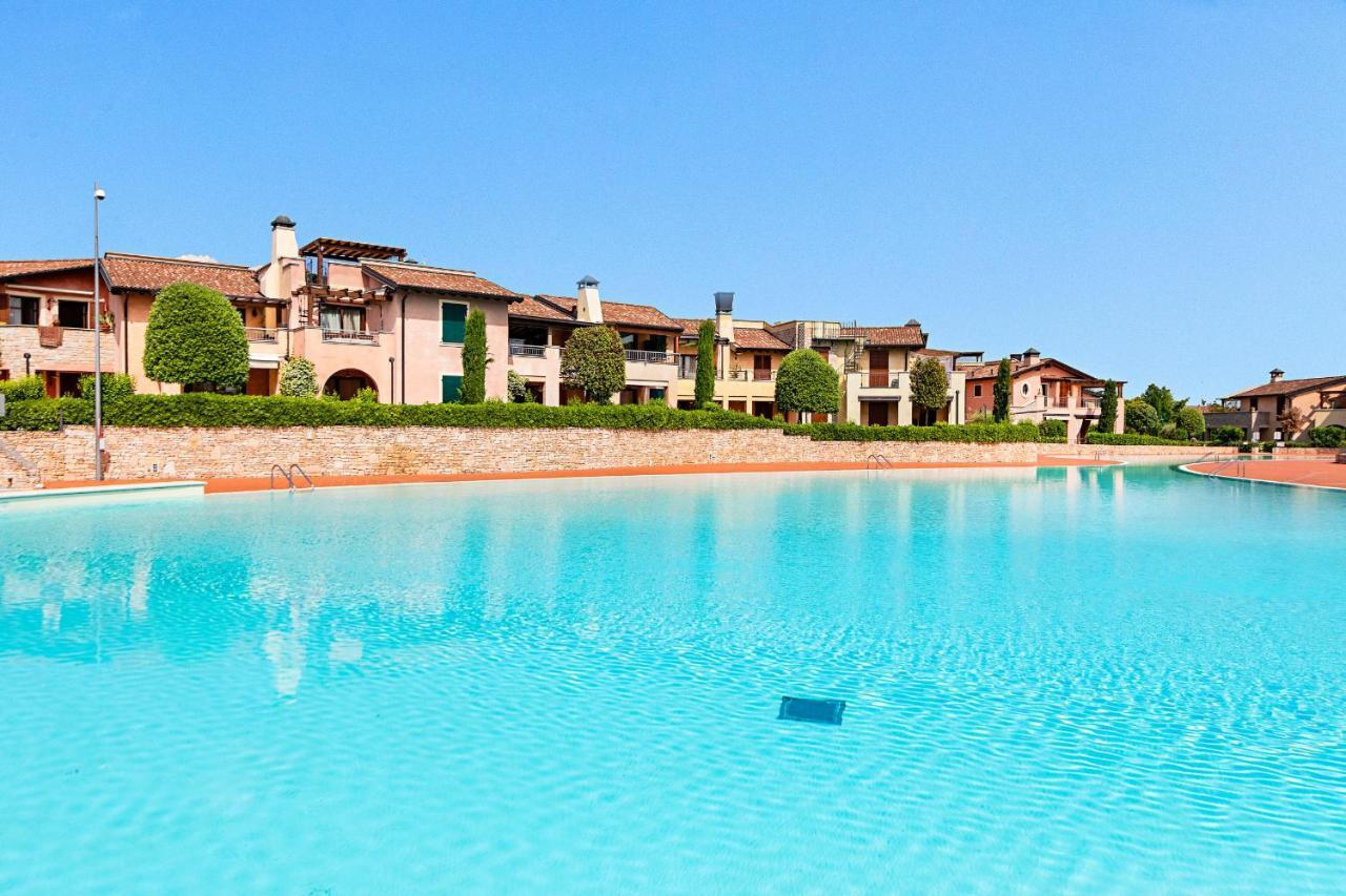 Ferienwohnung La Rocca 2-11 By Wonderful Italy Manerba del Garda Exterior foto