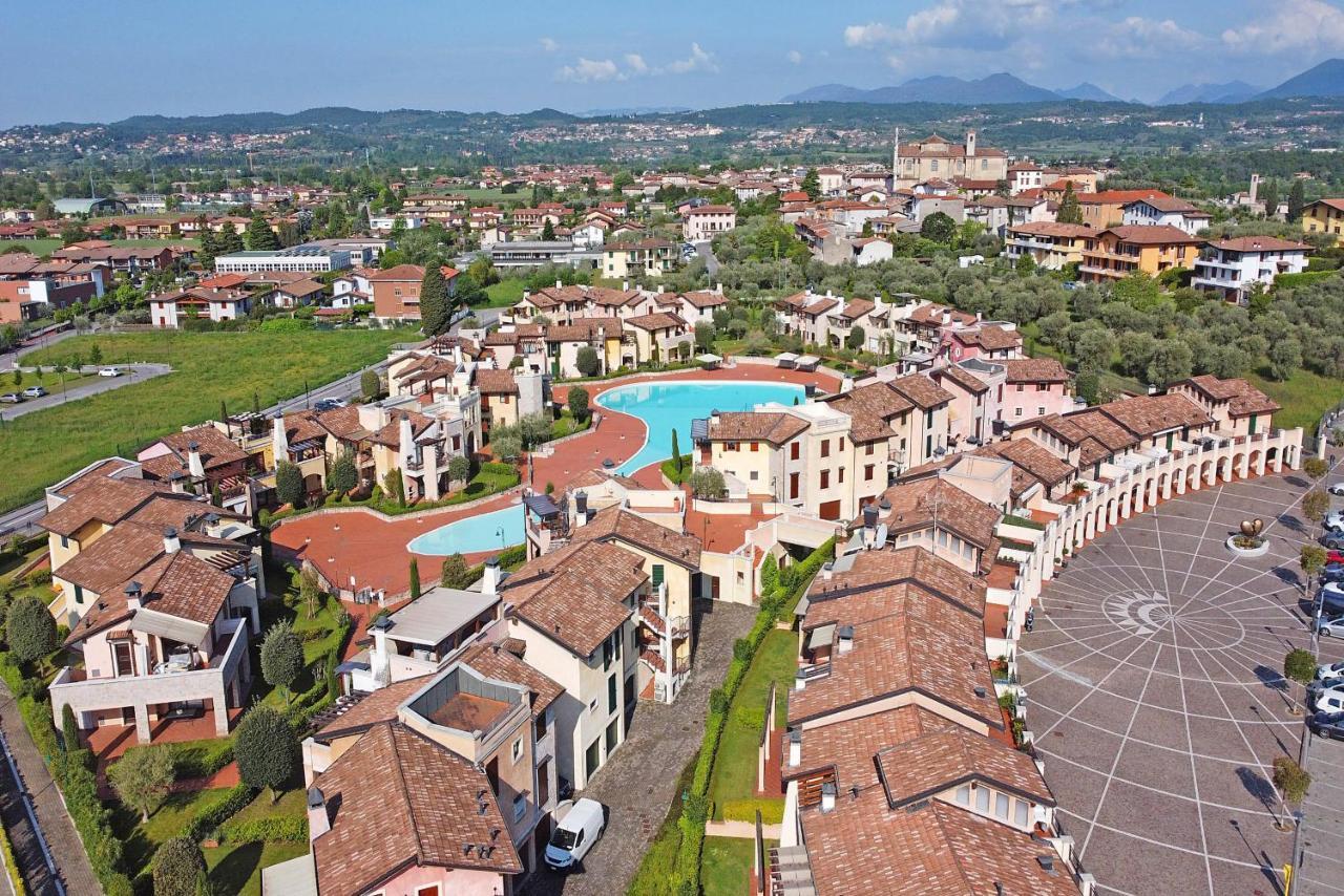 Ferienwohnung La Rocca 2-11 By Wonderful Italy Manerba del Garda Exterior foto