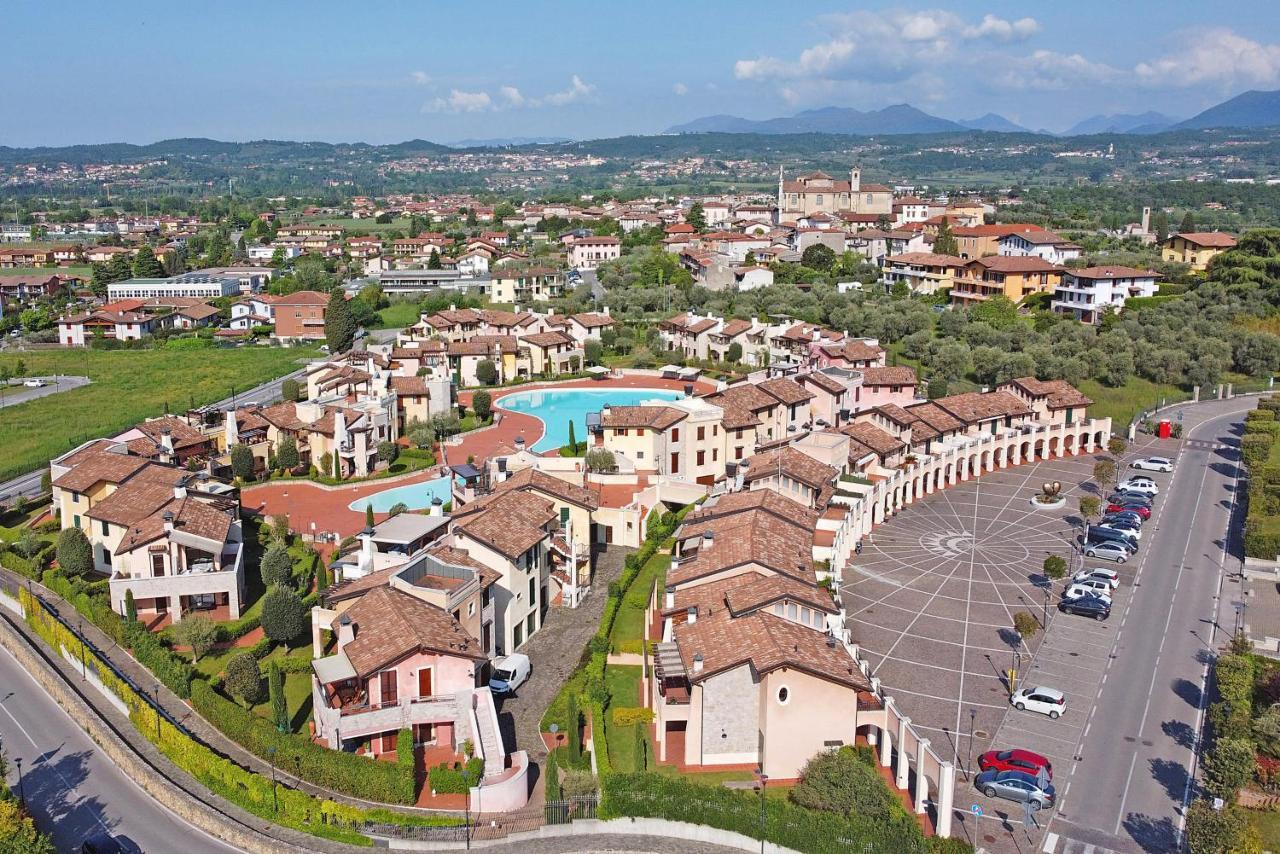 Ferienwohnung La Rocca 2-11 By Wonderful Italy Manerba del Garda Exterior foto