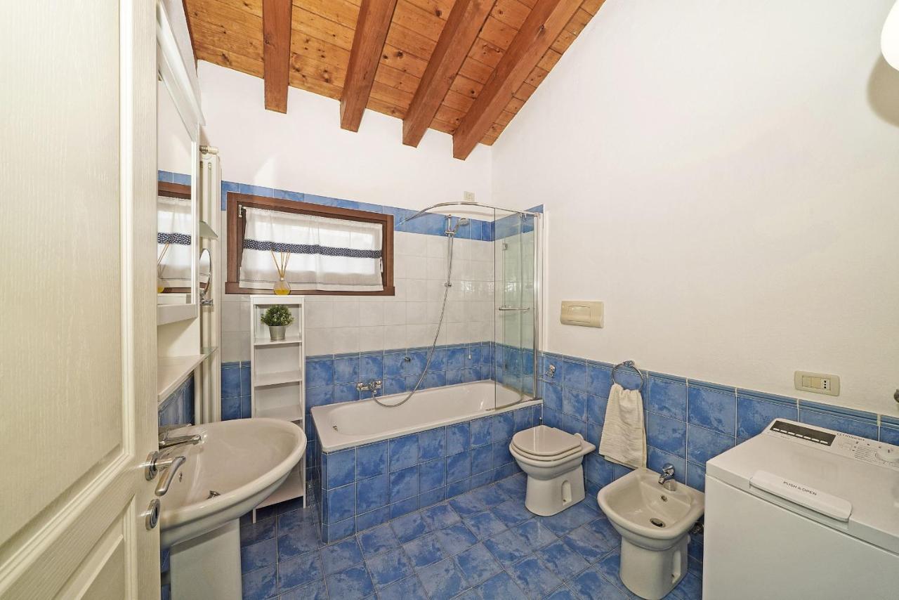 Ferienwohnung La Rocca 2-11 By Wonderful Italy Manerba del Garda Exterior foto